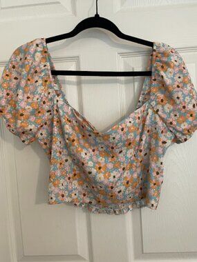 Altar'd State Crop Top size Large